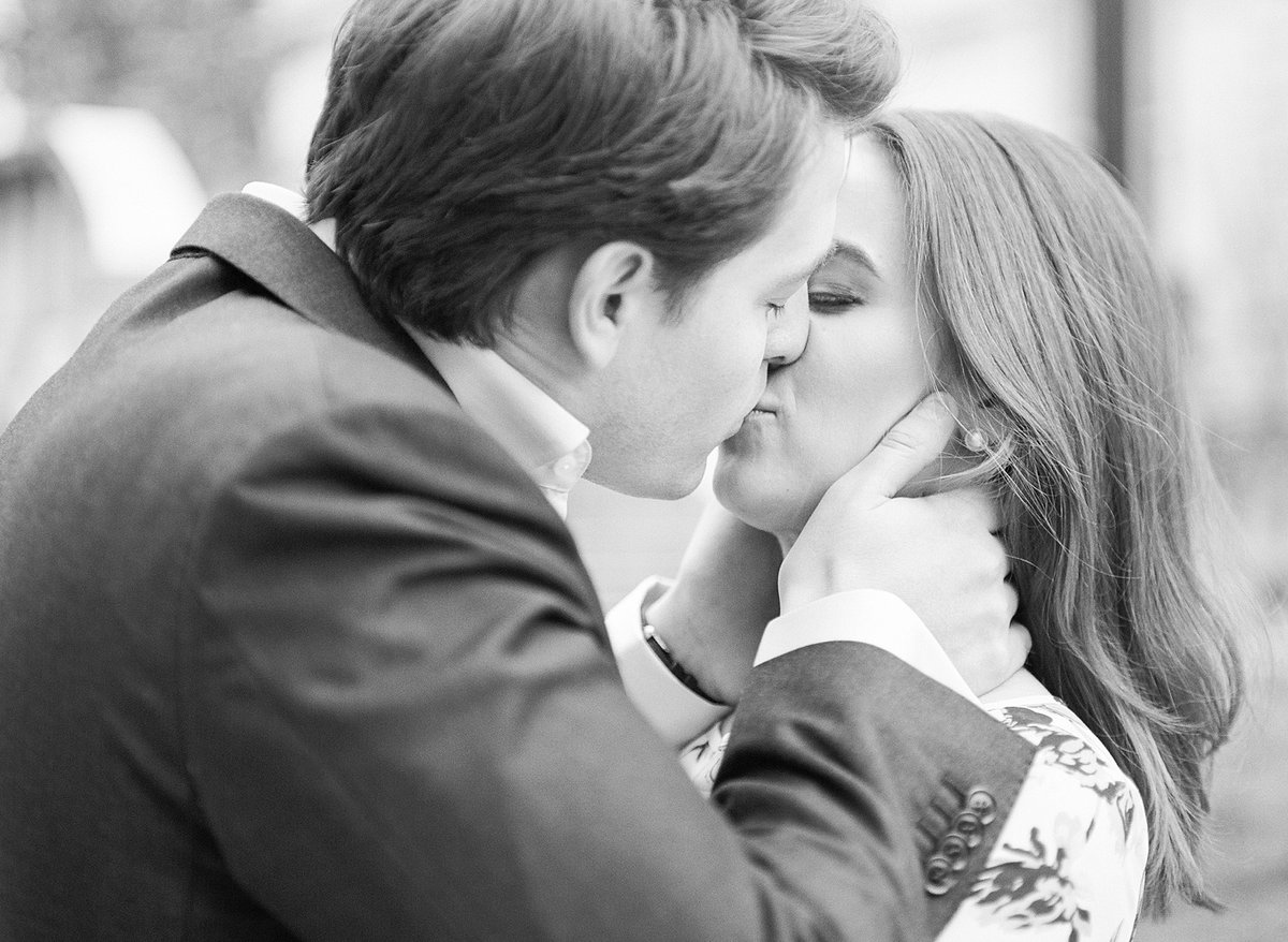 Find Romantic Dinner Spots Columbia MD for Your Anniversary